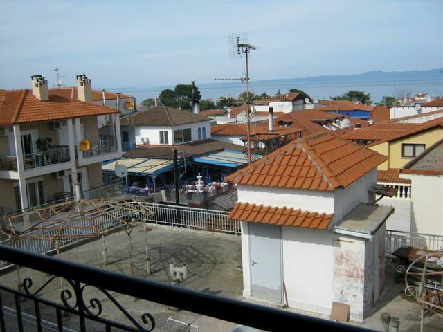 Grcka apartmani letovanje, Hanioti Halkidiki, Sotiris, pogled sa terase